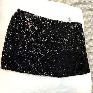 Forever 21 black sequins mini skirt
